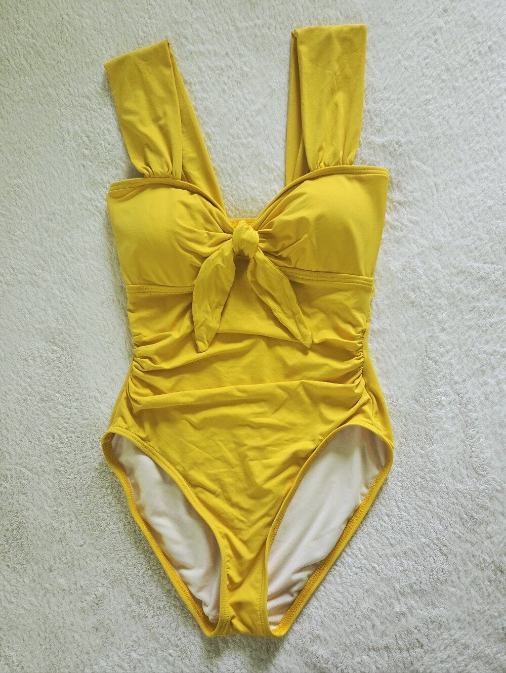 Carmen Marc Valvo ✨️ Yellow One Pieces Women's Swimsuit Size 8